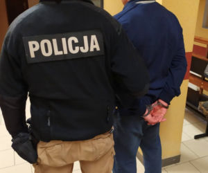 Włamanie w podbydgoskim Niemczu! Sprawca rzucił się na 30-latka z siekierą 