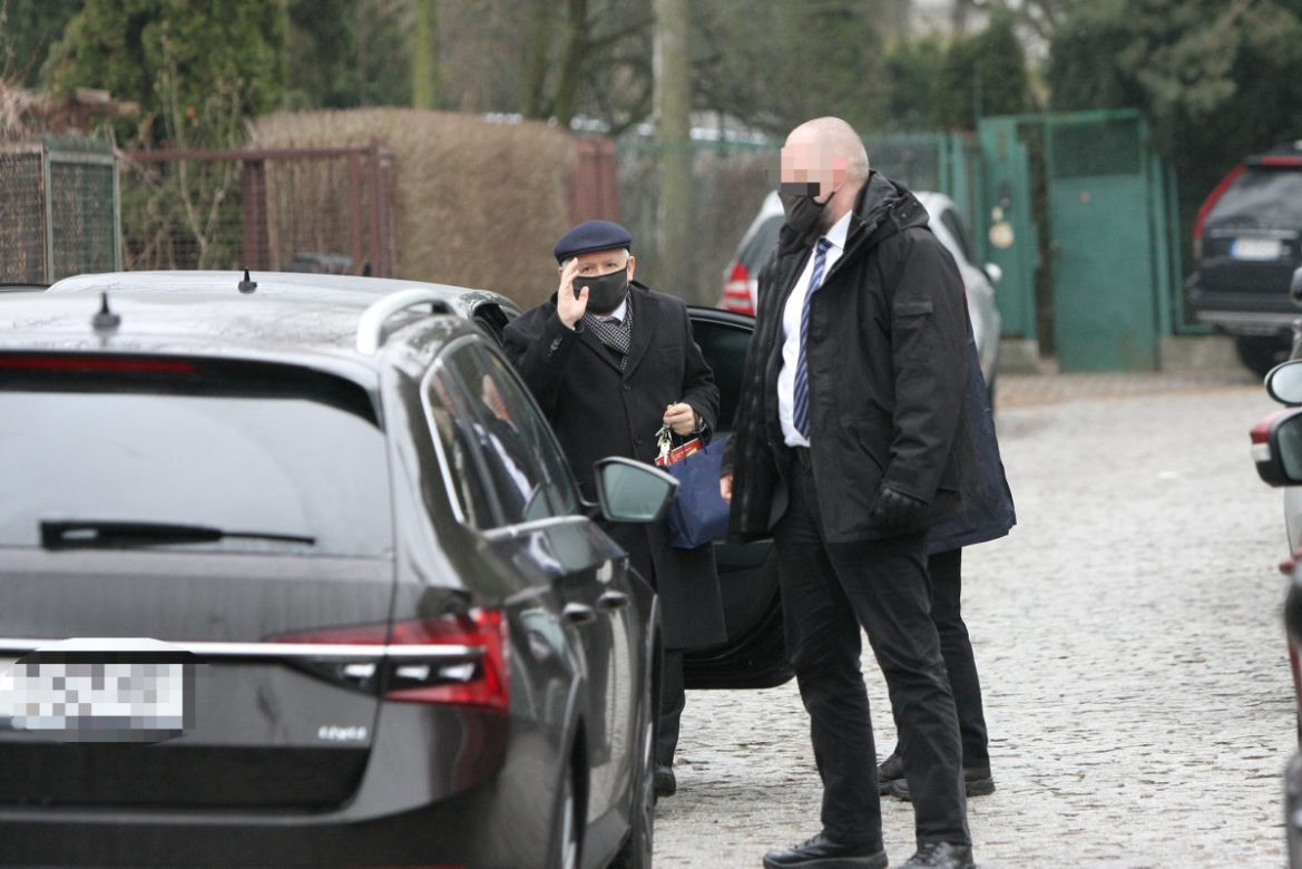 Jarosław Kaczyński po niedzielnej mszy