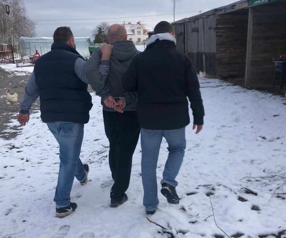 Kępno: Przez 12 lat ukrywał się przed policją! Miał ZASKAKUJĄCE sposoby