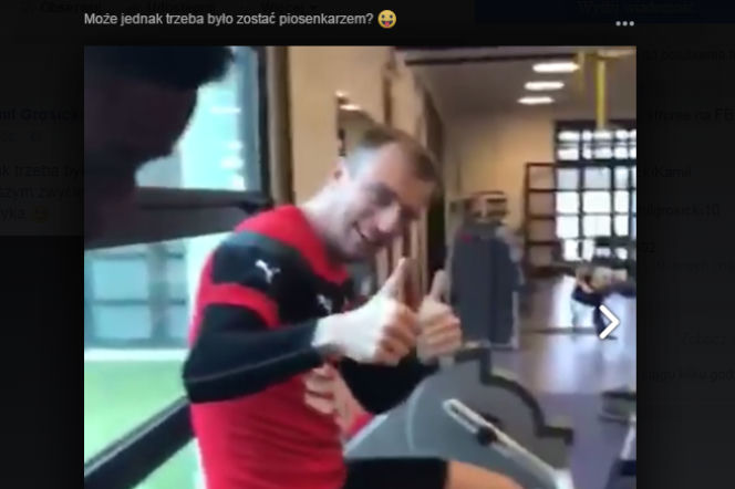 Kamil Grosicki śpiewa