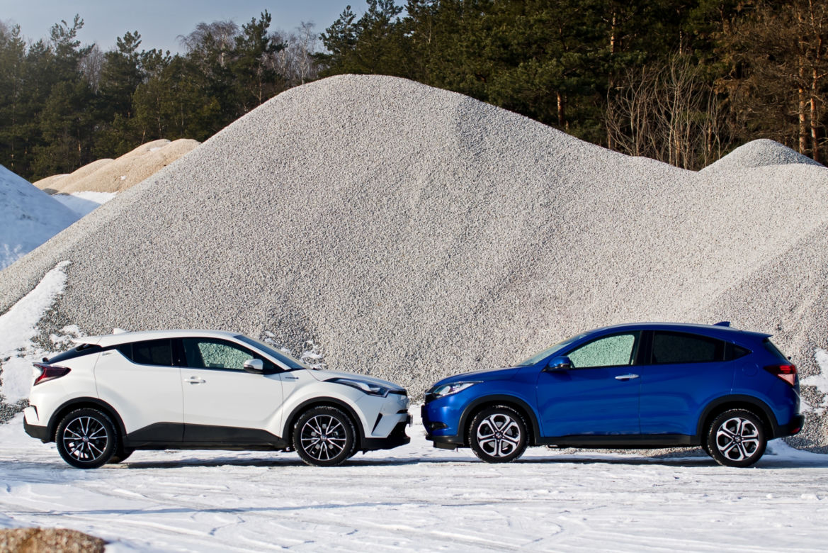 Toyota C-HR 1.8 Hybrid vs. Honda HR-V 1.5 i-VTEC