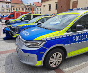 Przymierz policyjny sprzęt i poznaj Grzegorza Dudę! Jeszcze do 15:00 Tarnów zaprasza na wyjątkowy piknik