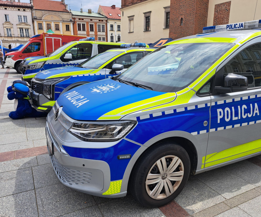 Przymierz policyjny sprzęt i poznaj Grzegorza Dudę! Jeszcze do 15:00 Tarnów zaprasza na wyjątkowy piknik