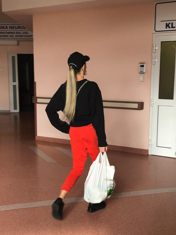 Roxi Gąska odwiedza Jacka w szpitalu