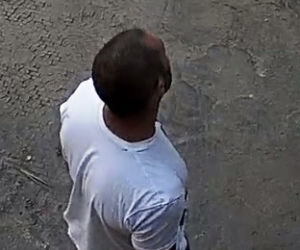 Policja w Łodzi poszukuje mężczyzny ze zdjęć