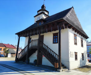 To jedno z najpiękniejszych śląskich miasteczek. Kiedyś było wsią, a przez wieki leżało w Małopolsce