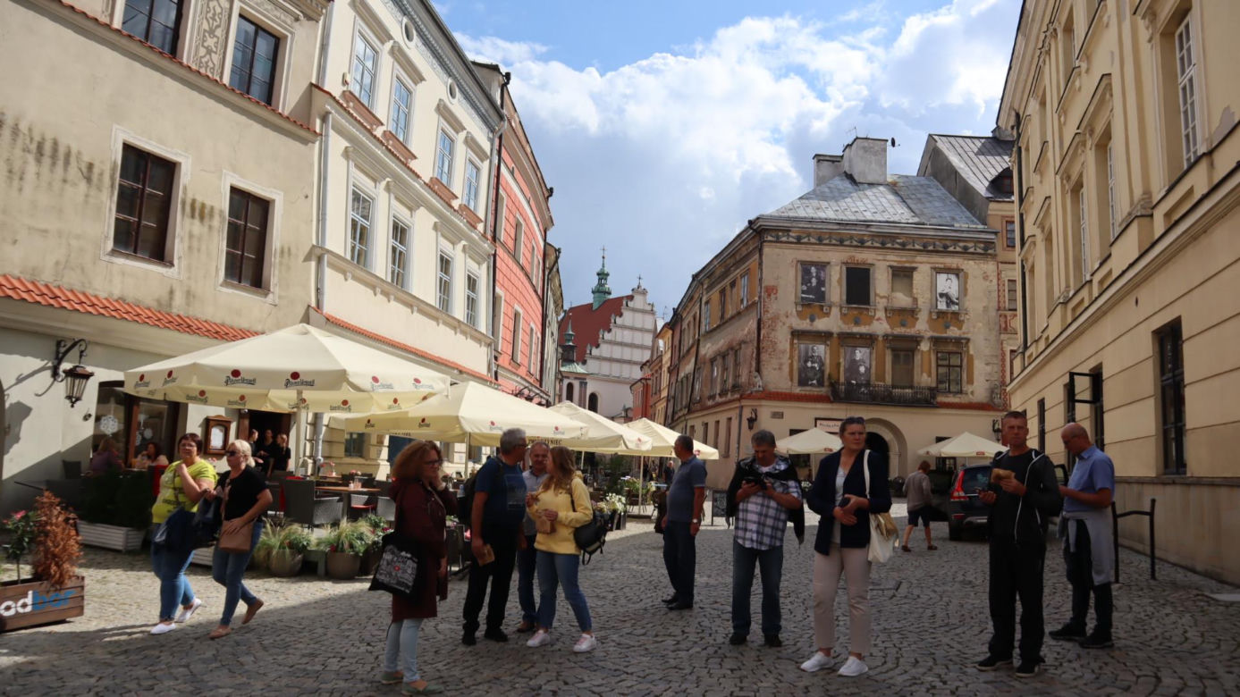 Piękny dzień nad Zalewem Zemborzyckim. Tak lublinianie łapali ostatnie promienie słońca 