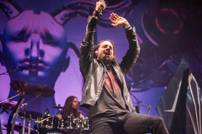 Misternie zaplanowane wizualne widowisko – Epica, Amaranthe i Charlotte Wessels zagrali w Warszawie [RELACJA]