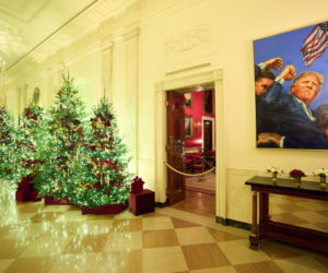 Melania Trump udekorowała Biały Dom. Święta lepsze niż za Bidena?