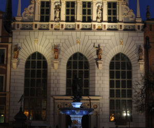 Południowa fasada Dworu Artusa w Gdańsku po konserwacji. W budynku znajduje się oddział Muzeum Historycznego Miasta Gdańska