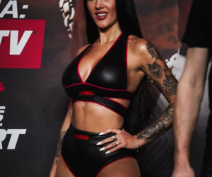 Ring girls Gromda 24