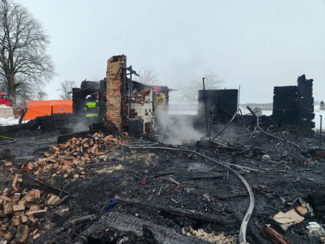 Tragiczny pożar w Pasiecznikach Dużych. Nie żyją dwie osoby