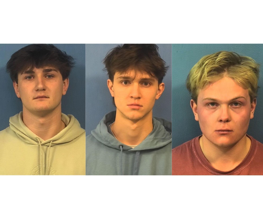 Kevin Niemiec, Jon Clary II,  Zachary Mascolo oskarżeni o napaść seksualną