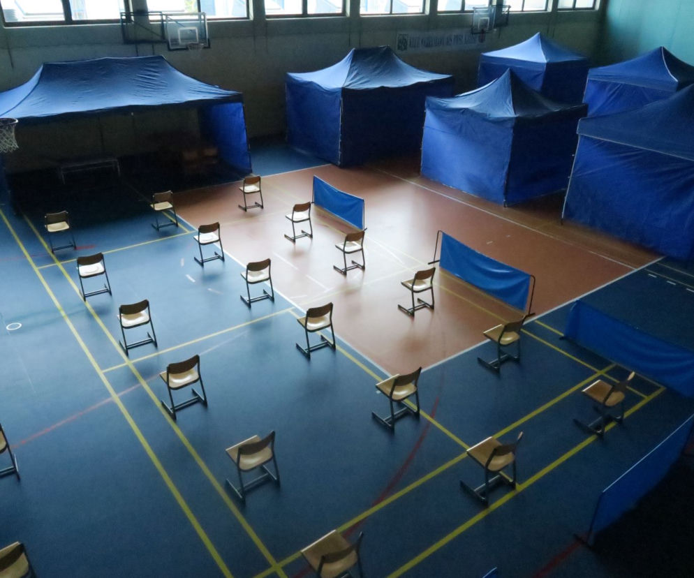 punkt szczepień masowych w akademii kaliskiej w kaliszu