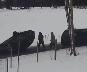 Holował auto...na dachu. Akcja pijanego kierowcy pod Lwówkiem Śląskim