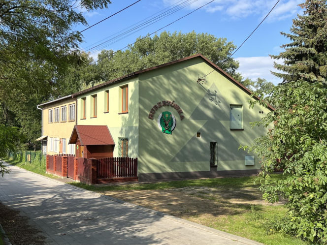 To najpiękniejsze średniowieczne miasto w Małopolsce. Leży obok Krakowa i olśniewa zabytkowym rynkiem