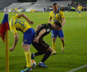 Górnik Zabrze - Arka Gdynia: Nieważny styl, ważne punkty [ZDJĘCIA KIBICÓW]
