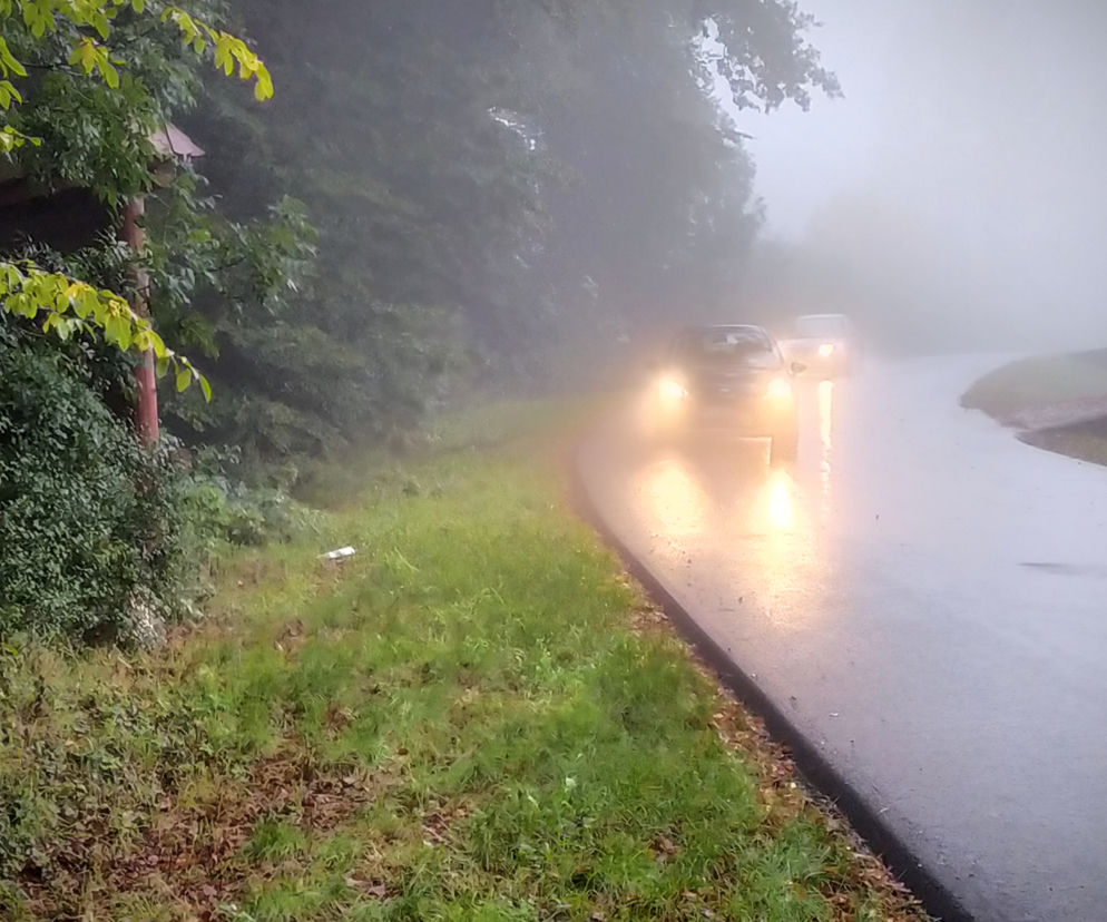 Światła auto jesień