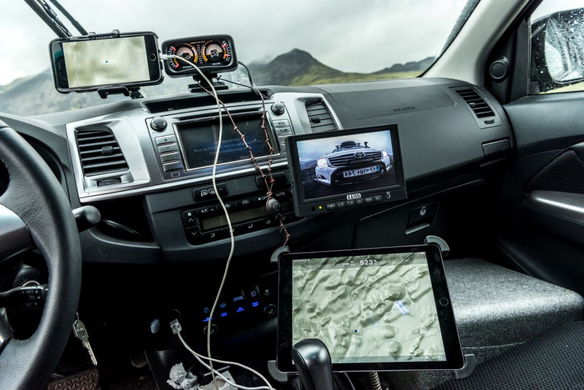 Toyota Hilux Expedition V1 - pick-up i kamper w jednym