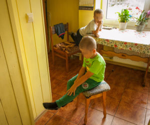 Mąż oprawca wiązał wszystkich moich synów