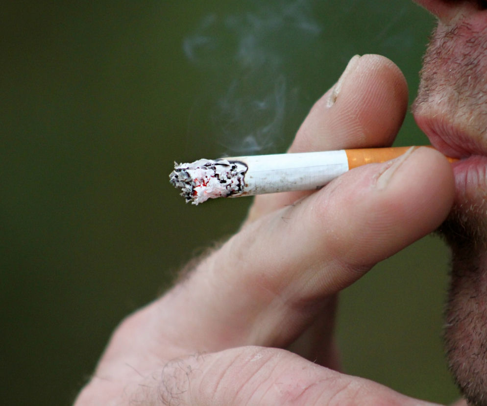 Zakaz palenia papierosów na balkonach i tarasach? Pomysł z Litwy może zawitać w Polsce