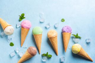 Pistacja, high protein i lody bez cukru? Wiemy, jak wyglądają najgorętsze trendy lodowe tego sezonu!