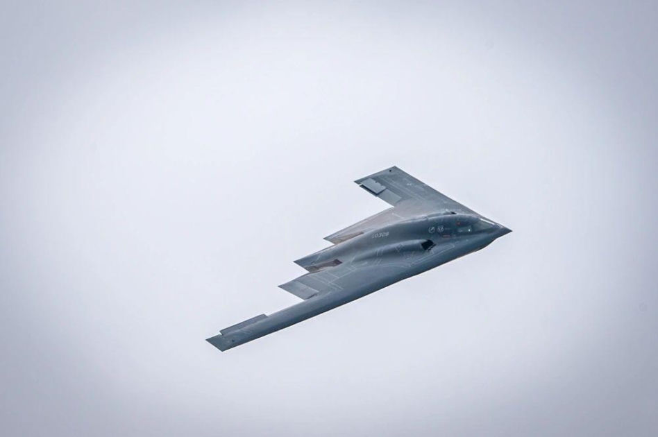 Bombowiec B-2