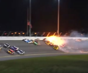 Kraksa na Daytona 500