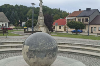 Małe miasteczko skrywa wielką historię. Historia kamieniarstwa w świętokrzyskiem sięga XII wieku