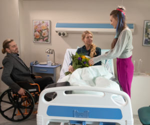 Na Wspólnej odc. 3093. Daria (Patrycja Topajew), Adam (Marcin Rogacewicz), Renata (Marta Jankowska)