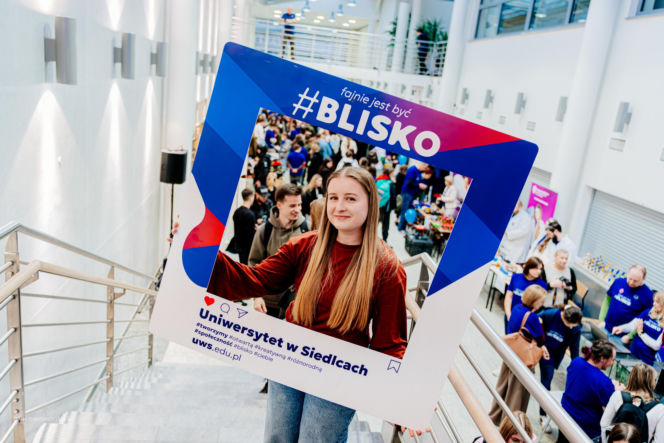 Tłumy młodych ludzi na kampusie. Dzień Otwarty 2025 na Uniwersytecie w Siedlcach za nami