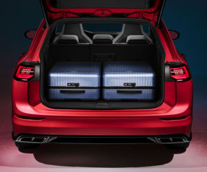(2021) Volkswagen Golf Variant R Line