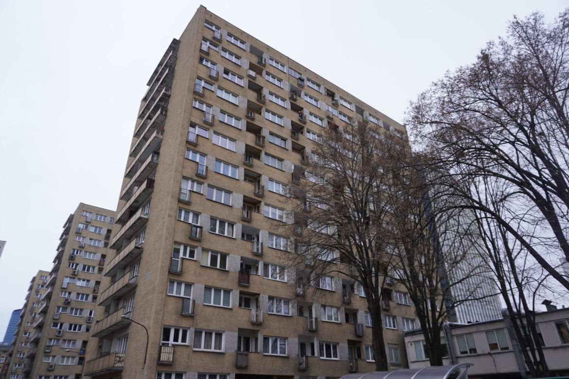 Blok z "Czterdziestolatka" współcześnie - tak wygląda