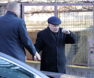  Dach u Kaczyńskiego grozi zawaleniem. Kuzyn ostrzega przed tragedią