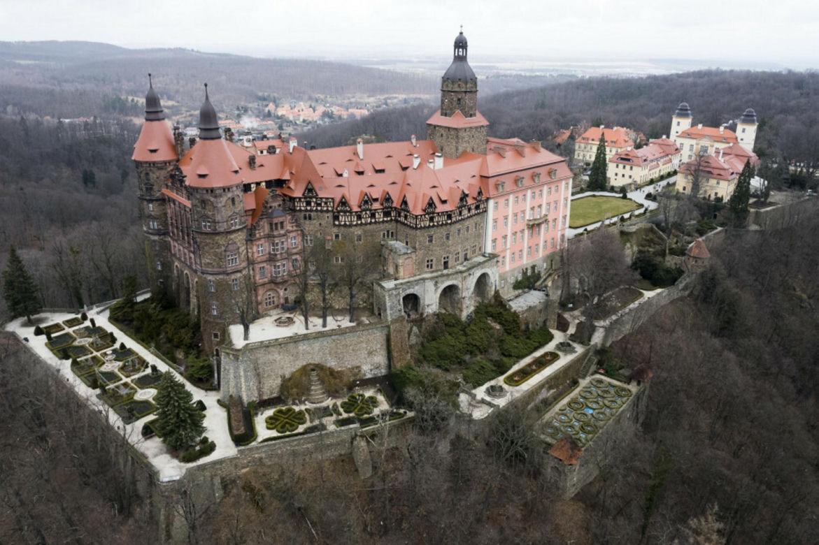 Zamek Książ "zagrał" w oscarowej produkcji. Kręcono tutaj więcej filmowych hitów