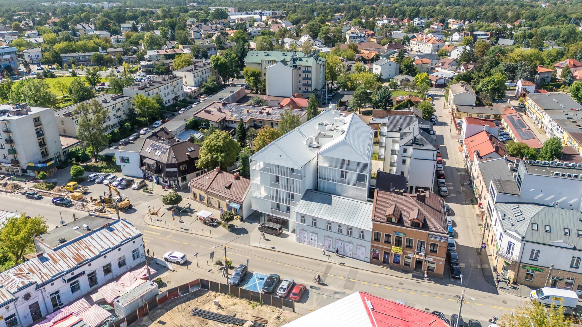 Dom Uniwersalny w Otwocku od MFR-MGR Architekci