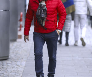 Sportowcy i aktorzy pod siedzibą TVN