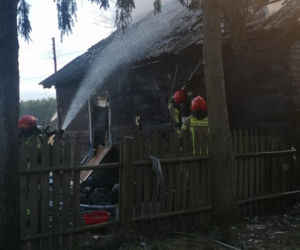 Jelenie. Spalił żywcem niepełnosprawną kobietę. Jej córka tylko się przyglądała! [ZDJĘCIA]