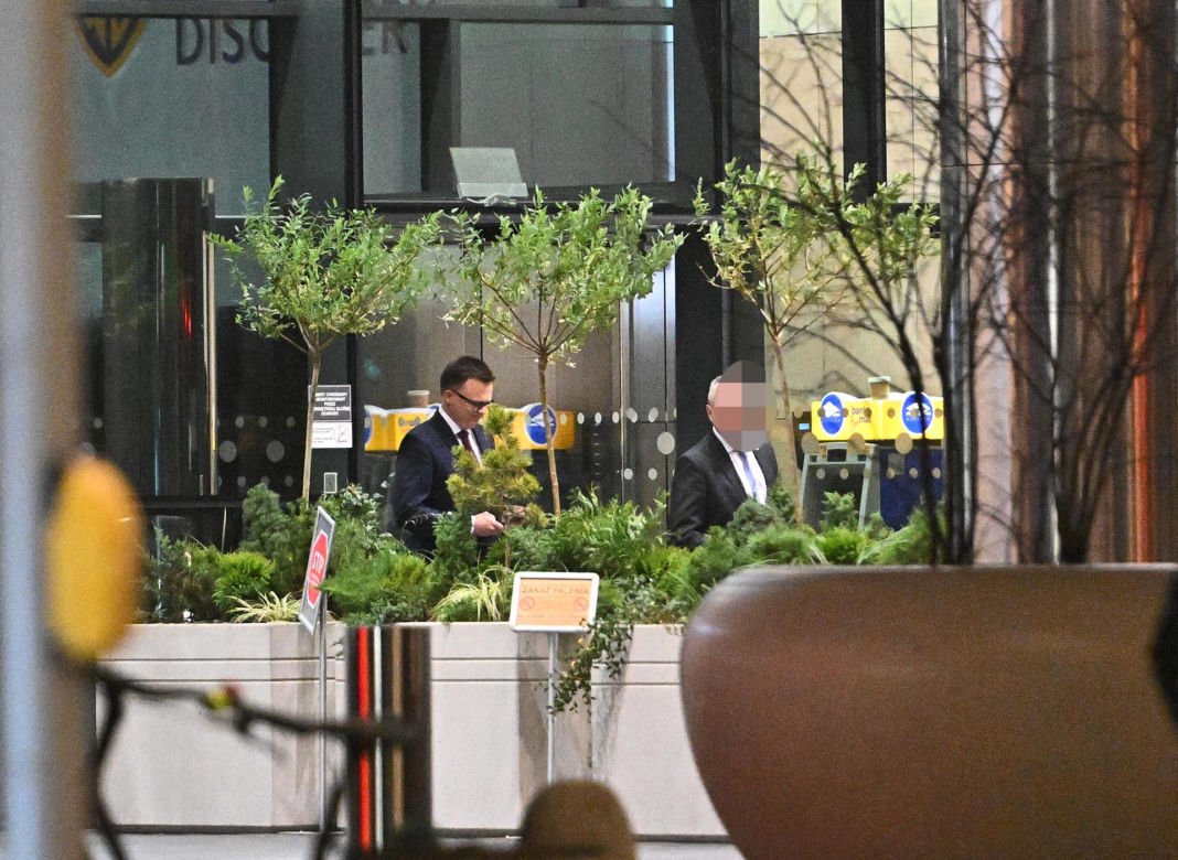 Hołownia w TVN
