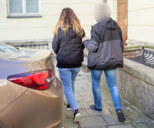 Wielka kasa leciała przez okno. Oszuści obłowili się w 330 tysięcy złotych