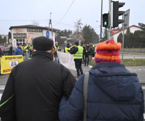 Mają dość korków, chcą buspas. W godzinach szczytu protestowali na pasach