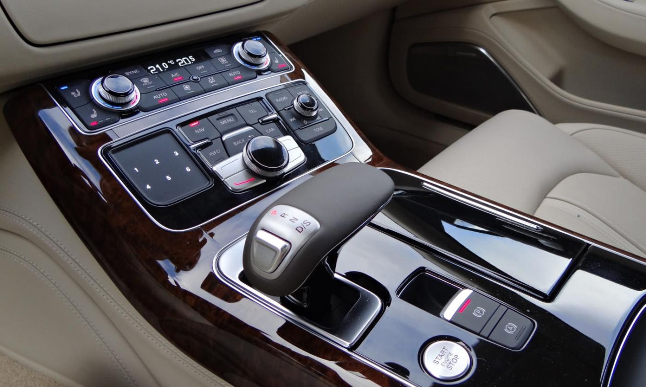 Audi A8 Lang 2013 V8 4.2 TDI 