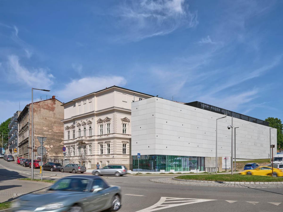 Nr 8/2024: Centrum bajki w Bielsko-Białej, proj. Nizio Design International