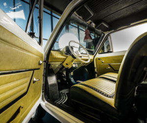 Fiat 126p dla Toma Hanksa z wnętrzem Carlex Design