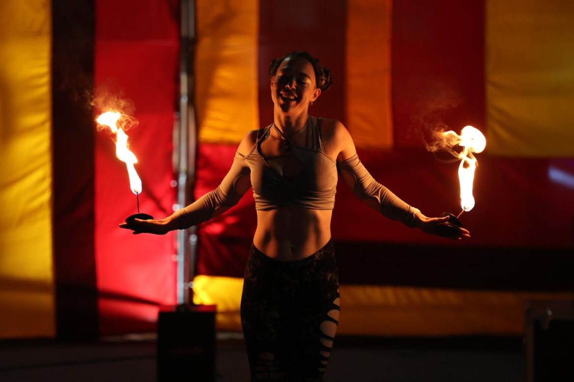 Fire Jam sprawił, że Park Ludowy w Lublinie zapłonął! Tak było podczas Europejskiej Konwencji Żonglerskiej