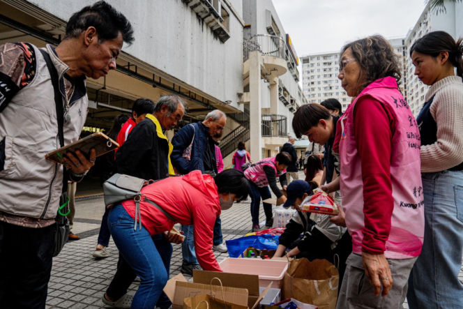Hongkong / Pożar wieżowców. Liczba ofiar wzrosła już do 44.