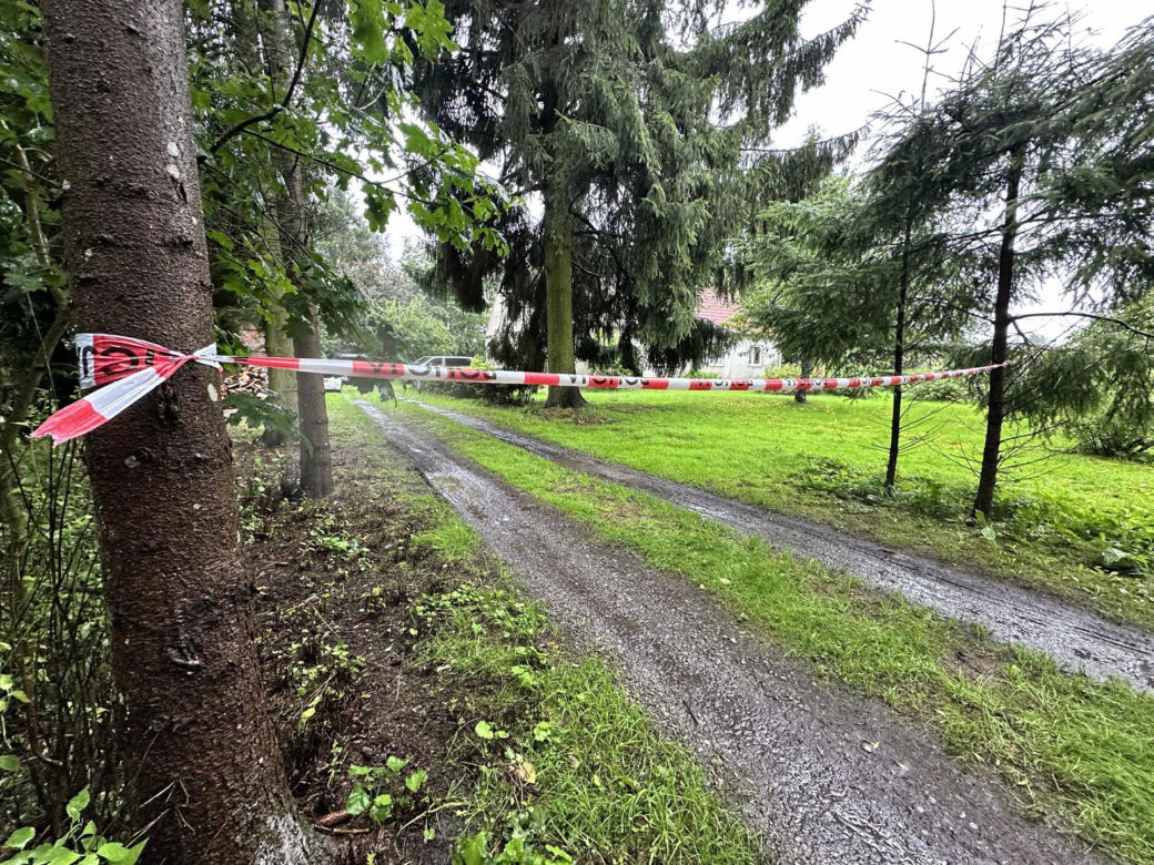 Syn zabił rodziców?! Szukali go policjanci z trzech województw