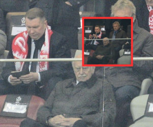 Zaskakujące spotkanie na meczu Polska - Albania. Przemysław Czarnek siedział tuż obok swojego krytyka