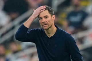 Oficjalnie to koniec! Xabi Alonso odchodzi z Realu Madryt. Nazwisko nowego szkoleniowca wzbudza zdziwienie!