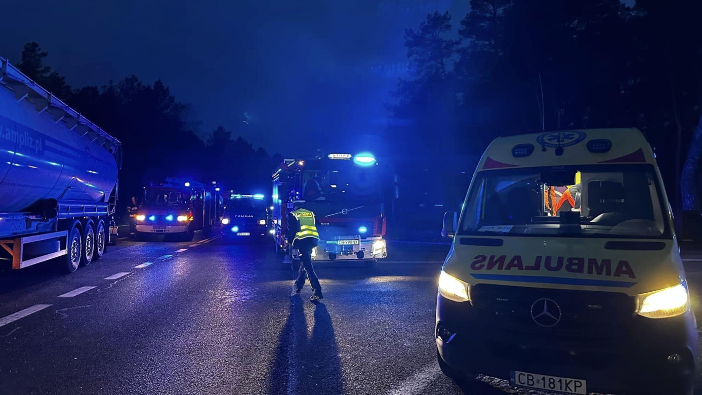 Wypadek na DK 10 pod Bydgoszczą! Jedna osoba trafiła do szpitala [ZDJĘCIA]